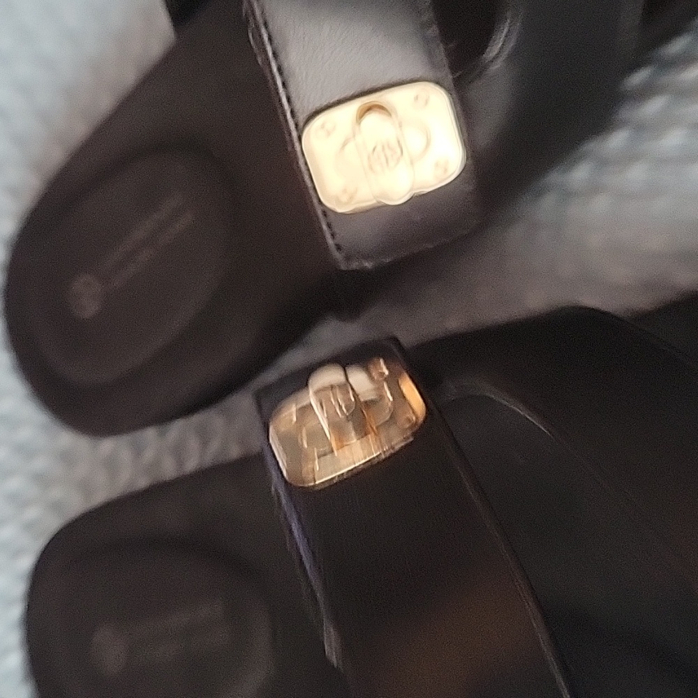 Black Gianni Bernini toe ring sandals - Picture 3 of 3